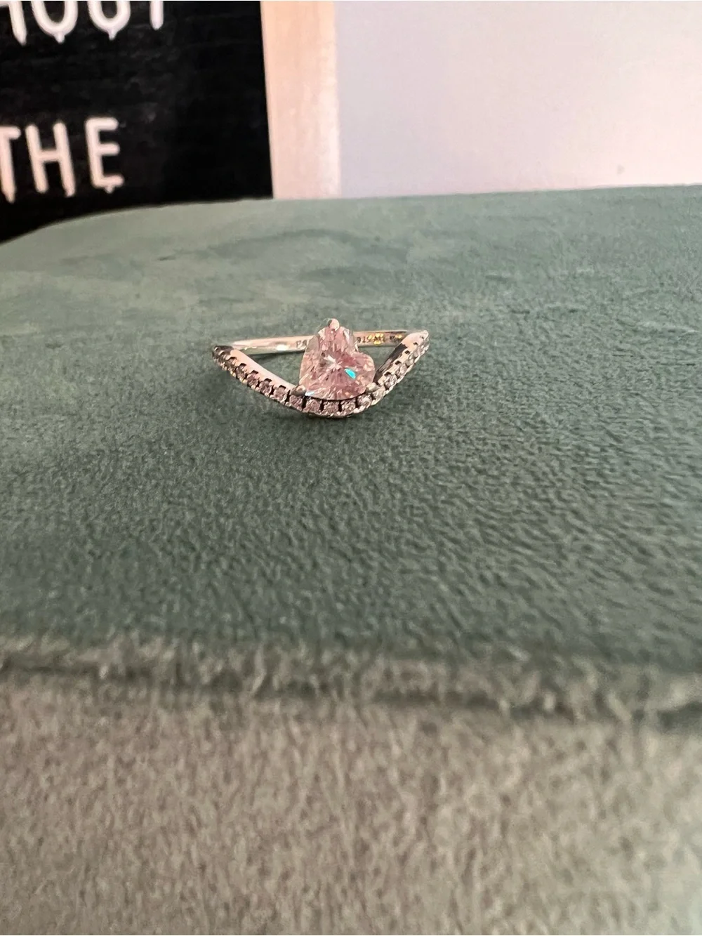 Pandora Wavy Pavé Heart Ring